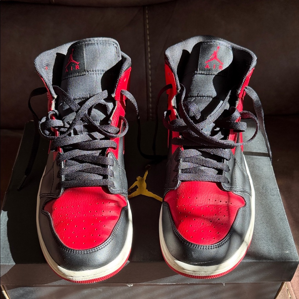 Nike Air Jordan I mid size - Picture 5 of 8